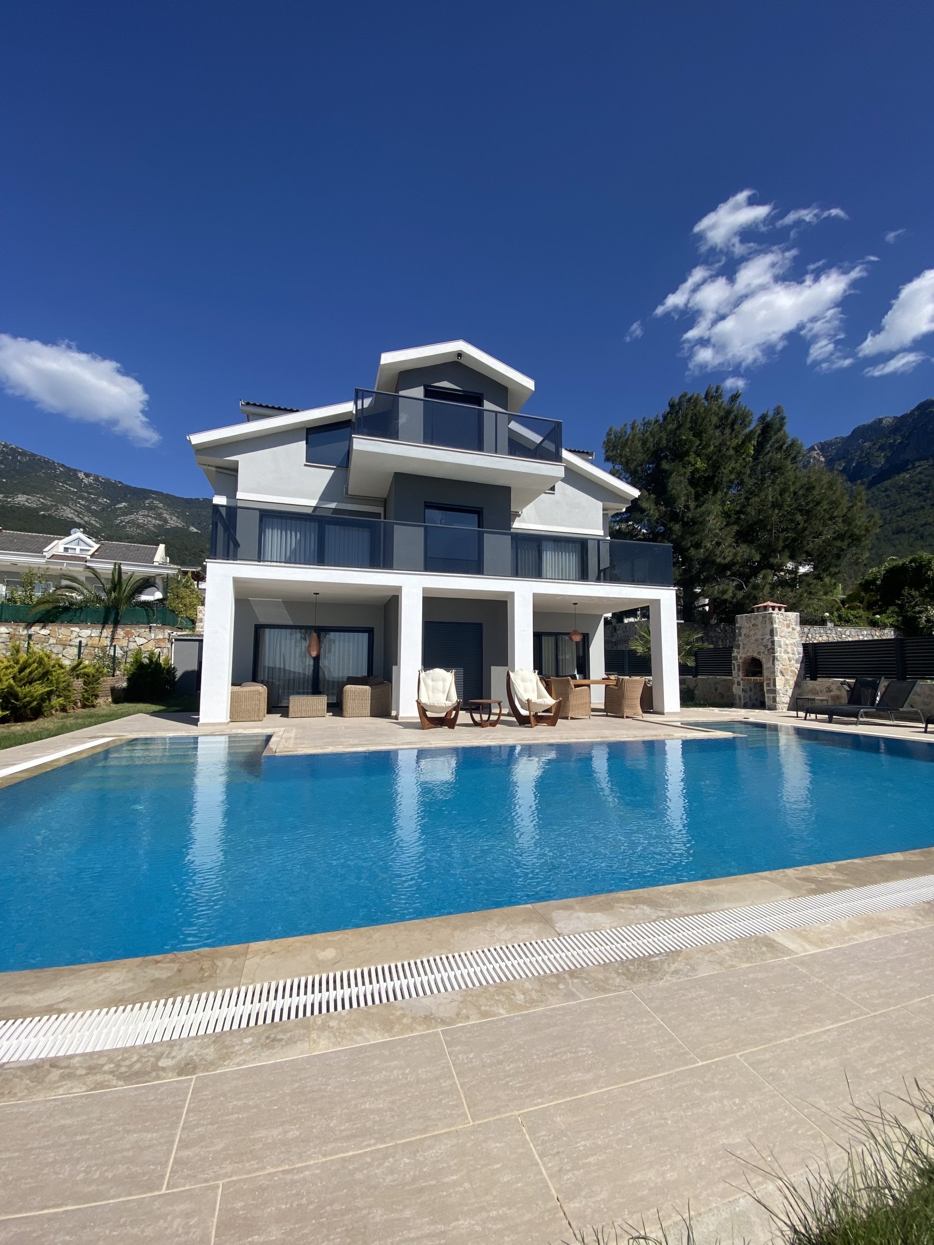 Luxury 4 Bedroom villa in Turkey for sale