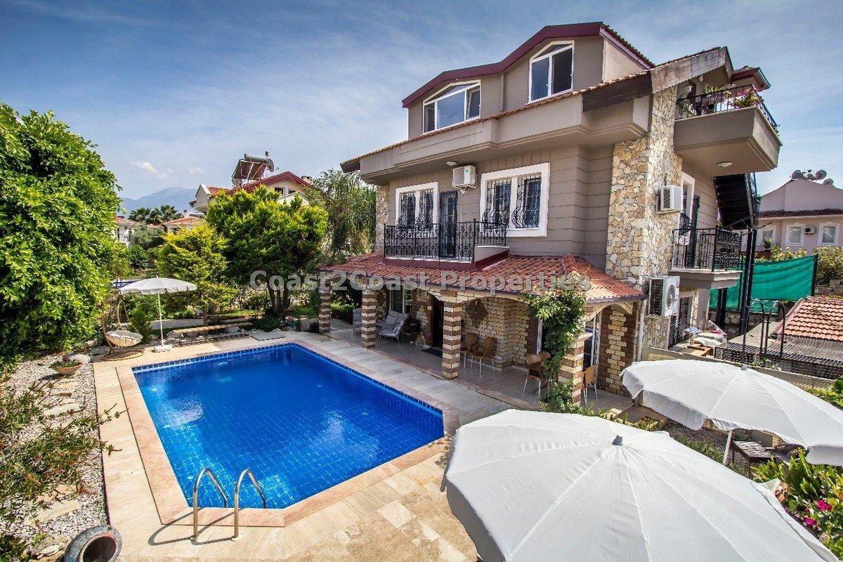 5 bedroom detached villa with private pool for sale in calis Turkey