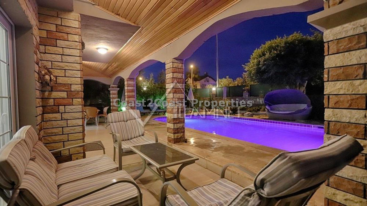 5 bedroom villa for sale in Calis Turkey